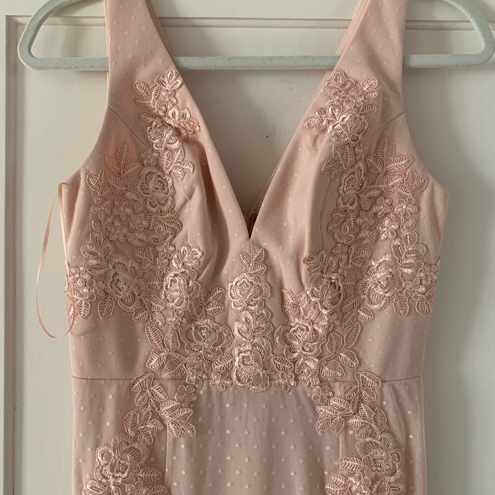 Lulus maxi dress lace detail